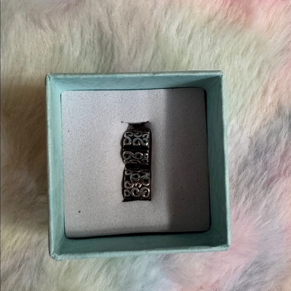 Pandora sterling silver swirl clip set - Picture 7 of 8